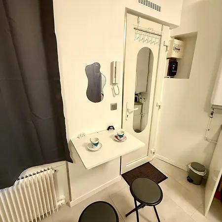Saint Lazare Liege Apartamento *