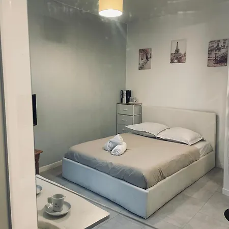 Saint Lazare Liege Apartament *